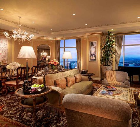 Venetian Las Vegas Penthouse Suite #NFocusTravelNetwork Venetian Vegas, Penthouse Apartment Aesthetic, Hotels Aesthetic, Vegas Penthouse, Las Vegas Penthouse, Suite Room Hotel, Las Vegas Suites, Penthouse Aesthetic, The Venetian Las Vegas