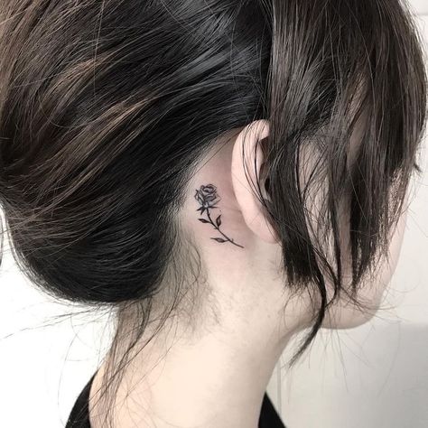 Rose Tattoo Behind Ear, Purple Tattoos, Behind Ear Tattoos, Cool Wrist Tattoos, Cute Tiny Tattoos, Stylist Tattoos, Head Tattoos, Feather Tattoos, Ankle Tattoo