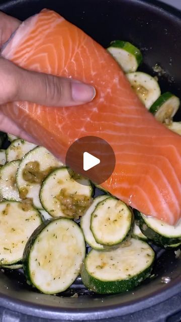 93K views · 5.2K likes | Manda - HOME COOK on Instagram: "Super quick and EASY Air-Fried Salmon and Zucchini Dinner ♥️. I served this with my Mediterranean Lemon Dill Rice from my Volume 2 Cookbook 🥰" Salmon Zucchini Recipes, Mediterranean Salmon And Rice, Salmon And Zucchini Recipes, Lemon Dill Rice, Salmon With Zucchini And Squash, Zucchini Noodles And Salmon, Pioneer Woman Salmon And Zucchini, Salmon And Zucchini, Salmon Zucchini