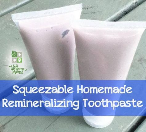 Homemade Toothpaste Recipe, Remineralizing Toothpaste, Toothpaste Recipe, Savon Diy, Homemade Toothpaste, Wellness Mama, Diy Kosmetik, Natural Toothpaste, Natural Body Care