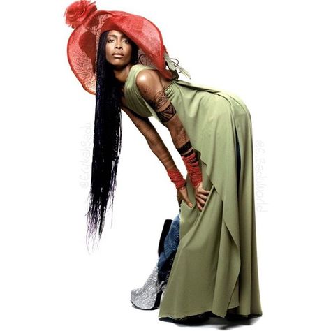 Erykah Badu 🎩🍏 (@e.baduworld) 🌹 Morning  Young Erykah Erykah Badu Body, Eryka Badu, Erykah Badu Style, Erykah Badu, Earthy Outfits, Neo Soul, Afro Punk, Black Excellence, Editorial Fashion