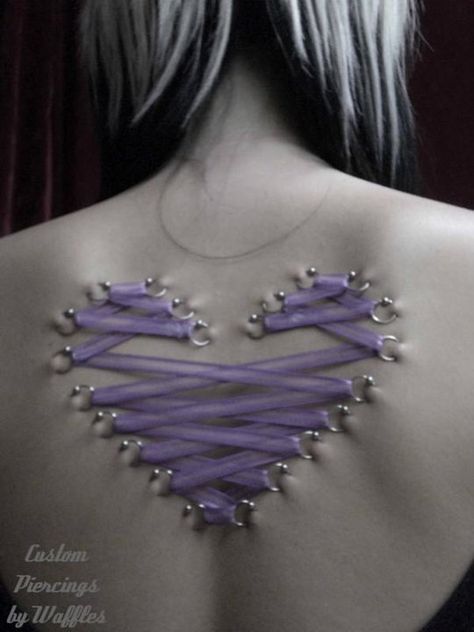 #heart #piercing #corset Corset Piercing, Back Piercings, Ephemeral Art, Heart Piercing, Jojo Anime, Body Mods, Style Board, Tattoos And Piercings, Cute Casual Outfits