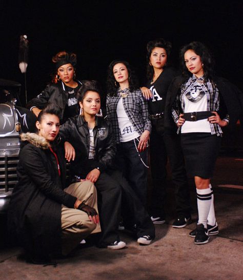 Mama 2008 Winter "Mi Vida Loca" Collection Chola Outfits, Chola Outfit, Chica Chola, Chola Girl, Raiders Girl, Chola Style, Estilo Cholo, Cholo Style, Chicana Style