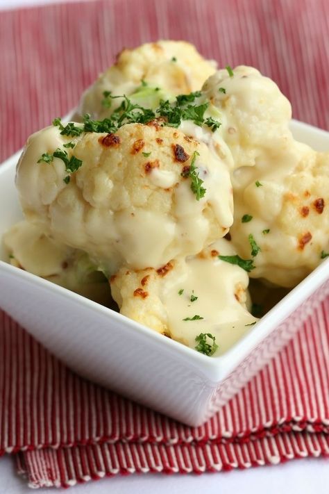 Cauliflower With Bechamel Sauce Recipe Cauliflower White Sauce, Colliflower Recipes, Bechamel Recipe, Vegetarian Entree, Bechamel Sauce Recipe, Breadcrumb Topping, White Sauce Recipes, Cauliflower Gratin, Steamed Cauliflower