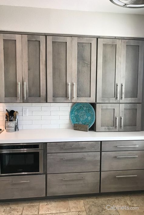 Country Kitchen Small, Gray Stained Kitchen Cabinets, Grey Stained Kitchen Cabinets, Small House Design Minimalist, Grey Stained Cabinets, Kitchen Small House, Gray Stained Cabinets, Farmhouse Modern Kitchen, House Design Minimalist