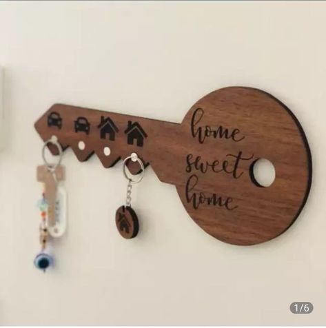 Lézervágott Fa, Popsicle Stick Crafts House, Diy Gifts For Mothers, Key Holder Diy, Wood Laser Ideas, Flower Pattern Drawing, Led Wall Art, Laser Cut Wood Crafts, Photo Wall Decor