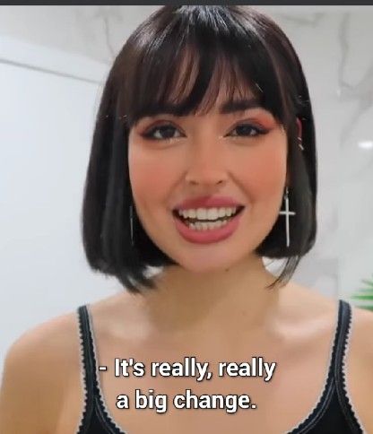 Long Black Hair Short Bangs, Front Bangs Haircut, Bob With Bangs Asian Hair, French Bob With Bangs Asian, Bob With Bangs Asian, Black Bob With Bangs Aesthetic, Easy Trendy Hairstyles, Ash Blonde Balayage, Bob Haircut With Bangs