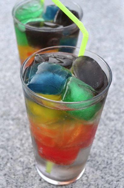 Screen Shot 2016-08-04 at 8.20.18 AM Party Food Ideas For Adults Entertaining, Rainbow Drinks, Adult Party Themes, Colorful Drinks, Thirsty Thursday, Birthday Party Food, Holiday Drinks, Adult Drinks, Party Drinks