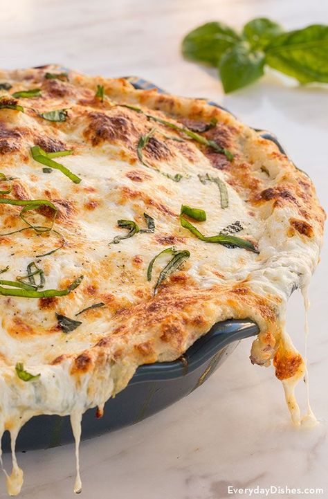 Easy Mozzarella Potato Pie Recipe Fresh Mozzarella Recipe, Potato Pie Recipe, Oregano Salt, Mozzarella Recipes, Gold Potatoes, Dried Basil, Yukon Gold, Cheese Potatoes, Everyday Dishes