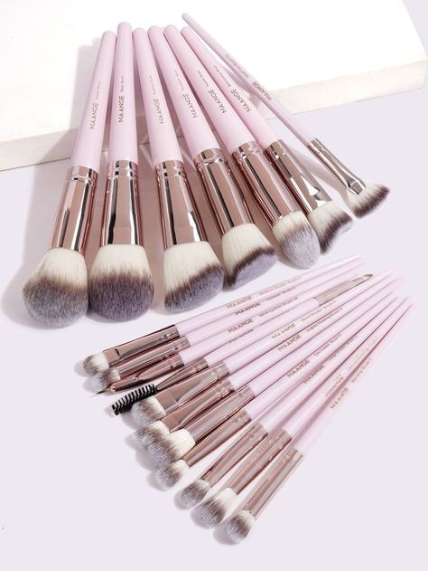 Wooden Makeup Brushes, Pink Brush Set, Rosa Make-up, Kuas Makeup, Pink Makeup Brush, Makeup Needs, Affordable Makeup, Pink Makeup, Makeup Items