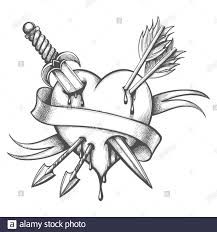 Heart With Arrow Tattoo, Tattoo Heart, Arrow Drawing, Heart Piercing, Adult Coloring Designs, Tattoo Stencil Outline, Arrow Tattoo, Arrow Tattoos, Heart Drawing