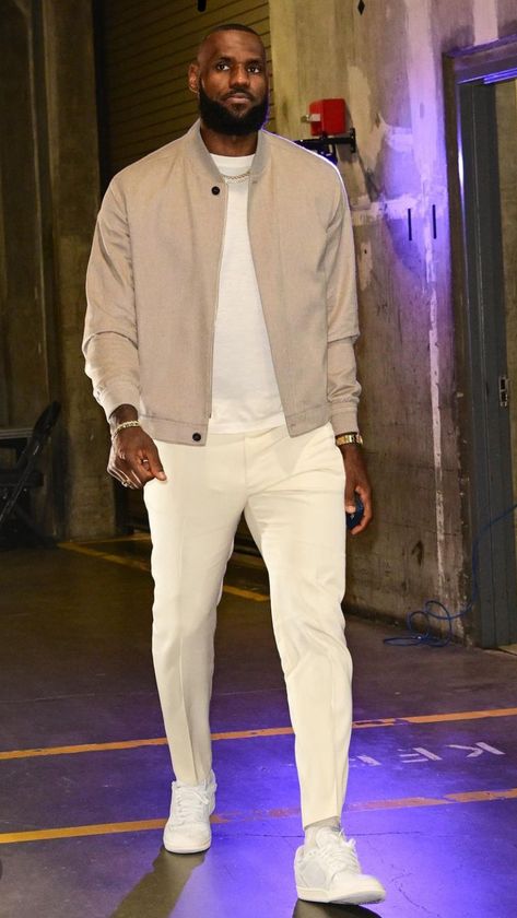 Black Man Fashion Style, Men’s Smart Casual Winter Outfits, Chris Paul Outfits, Shannon Sharpe Fashion, Nike Mens Outfits, Casual Black Man Outfit, Mens Birthday Outfit Ideas, Urban Business Casual Men Outfit, Black Men Thanksgiving Outfit