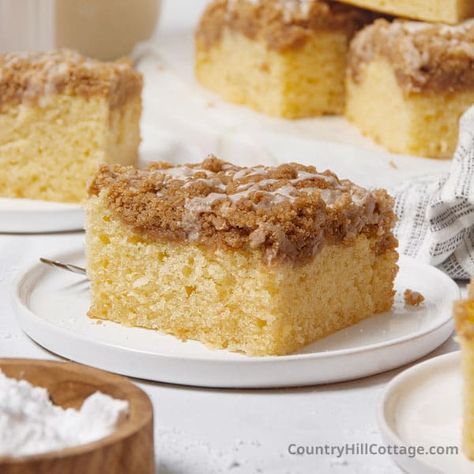 Evaporated Milk Cake Evaporated Milk Recipes, Make Ahead Brunch Recipes, Classic Coffee Cake, Apple Crumb Cakes, Make Ahead Brunch, Apple Coffee Cakes, Cinnamon Coffee Cake, Milk Cake, Coffee Cake Recipes