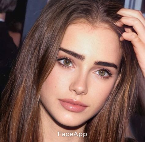 Very Good Girls, Brunette Girl, Lily Collins, Natalie Portman, Dream Hair, Beauty Face, Girl Face, Pretty Face, Woman Face