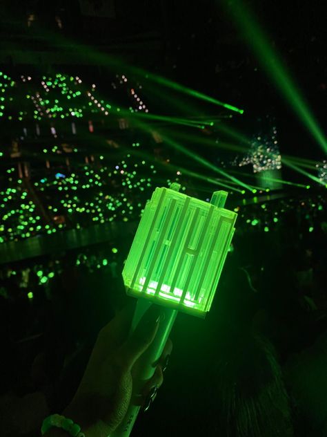 Nct Lightstick Aesthetic, Nct Lightstick, 2024 Manifestation, Kpop Lightsticks, Dream Concert, Manifestation Board, 2024 Vision, Ig Story, Nct 127