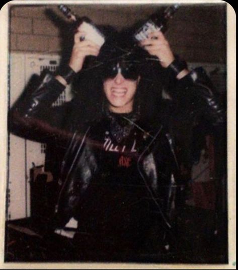 Motley Crue Nikki Sixx, Rocker Boy, Motley Crew, Mick Mars, Vince Neil, Motley Crüe, Primal Scream, 80s Bands, Nikki Sixx