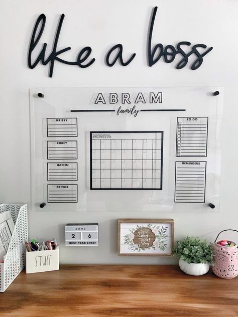 Diy Calendar Design, Acrylic Calendar, Modern Farmhouse Bedroom, Family Calendar, Diy Calendar, Memo Boards, Diy Interior, Calendar Design, Whiteboard