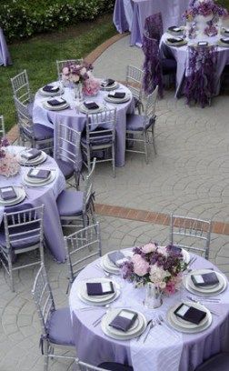 Spring Quinceanera Themes 2016 Wedding Table Decorations Purple, Lavender Color Scheme, Wedding Peacock, Lavender Wedding Theme, Centrepiece Ideas, Lavender Quince, Backyard Elopement, Purple Wedding Centerpieces, Purple And Silver Wedding