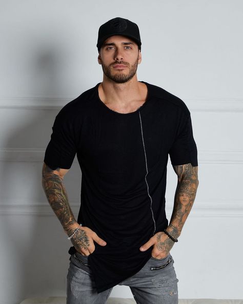 Mike Chabot, Interesting People, Fitness Instagram, Insta Fits, Men's Style, Post On Instagram, Personal Trainer, Gym Life, Male Model