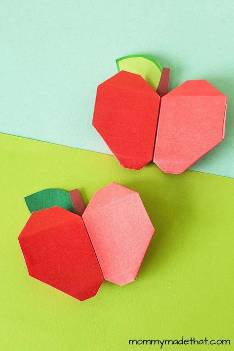 Diy Feather Headband, Popsicle Sticks Halloween Crafts, Origami Apple, Origami Cube, Paper Apple, Fall Paper Crafts, Origami Tutorial Easy, Origami Tutorials, Apple Craft