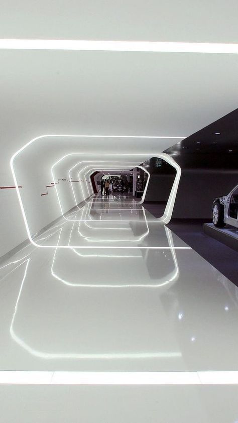 Futuristic Office, Spaceship Interior, Futuristic Interior, Tableau Design, Car Showroom, Showroom Design, Garage Design, Futuristic Design, Exhibition Space