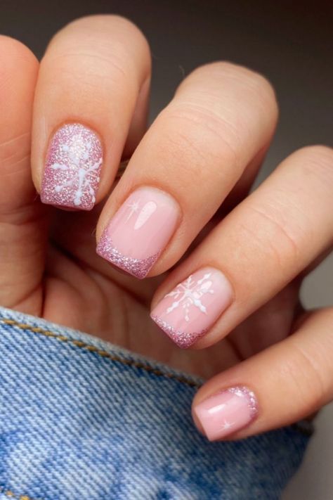 september nails 2024 #SeptemberNails2024  #FallNailTrends  #AutumnNailArt  #SeptemberManicure  #NailInspo2024  #FallNails2024  #AutumnVibes  #NailGoals  #SeasonalNails  #NailDesigns2024 Christmas Gel Nails, Snowflake Nails, Fancy Nancy, Cute Gel Nails, Festival Nails, Xmas Nails, Christmas Nail Designs, Chic Nails, Short Acrylic Nails