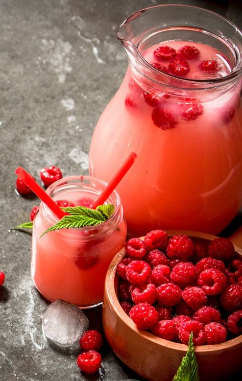 Fermented Fruit, Fruit Drinks Recipes, Sour Drink, Lacto Fermented, Fermentation Recipes, Eat Pretty, Fermented Drink, Cherry Juice, Fruit Drinks