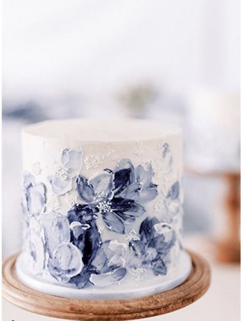 Blue Cakes, Cake Walk, Painted Cakes, Floral Cake, Cake Frosting, Love Cake, Buttercream Cake, Pretty Cakes, Wedding Food