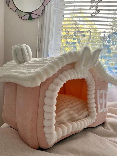 THE best bunny bed for a very lucky bunny 🐰 🐰 Safe for Rabbits, Chinchillas, Guinea Pigs, and More 🎉 Entertaining Playtime Experience  🛏️ Cozy Bed for All Small Animals 🐾  Your Beloved Bunny Comfort Retreat. This soft and plush bed, named for its delightful resemblance to delicious marshmallows, offers your bunny a unique blend of charm with enchanting details like bunny ears and a marshmallow-shaped chimney on top. The cushion interior is reversible, offering your bunny a variety of comfort options. Plus, practicality is at its core as this bed is easily machine-washable, ensuring optimal hygiene. Treat your furry friend to exceptional relaxation in the Marshmallow Bunny Bed. Your bunny deserves only the best, and this bed is the perfect representation of comfort and style for your f Bunny Pet Bed, Pet Bunny Accessories, Bunny Toys House Rabbit, Bunny Accessories Pet, Cute Pet Bed, Bunny Home Ideas, Bunny Play Area, Bunny Set Up, Bunny Room Ideas