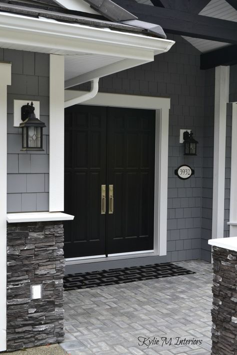 exterior of home with chelsea gray painted shakes, black painted double front door and white trim with dark charcoal ledgestone Decorating Games, Black Front Door, Gray House Exterior, House Paint Color Combination, Gray House, Black Front Doors, Exterior House Color, Casa Country, Grey Houses