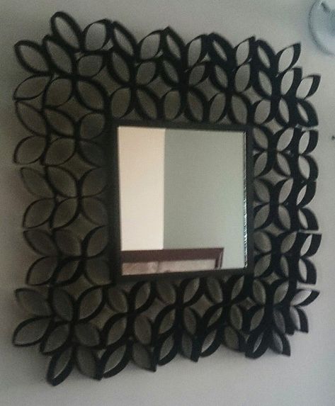 Small Square Mirror Ideas Diy, Square Mirror Ideas Diy, Square Mirror Ideas, Toilet Paper Roll Diy, Toilet Paper Roll Wall Art, Diy Para A Casa, Square Mirrors, Toilet Paper Art, Paper Towel Crafts