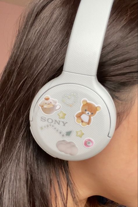 Cinnamoroll Headphones, Sanrio Stationary, Ren Core, Korean Stationary, Sony Wh Ch520, Sanrio Rilakkuma, Cute Kawaii Stickers, Headphone Aesthetic, Headphone Decoration