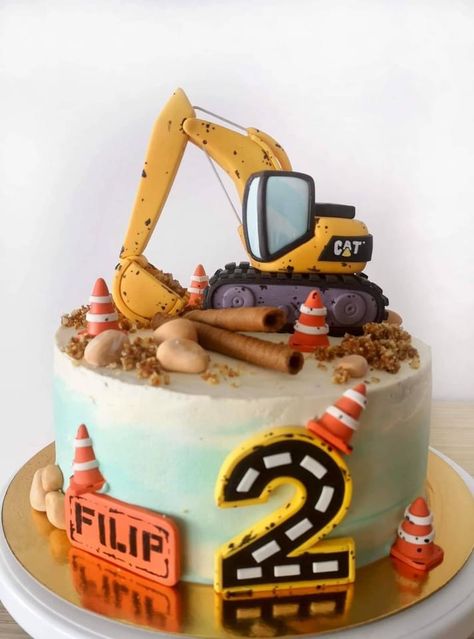 2 Year Construction Birthday Cake, Escavatore Birthday Cake, Construction 1st Birthday Cake, Escavator Cakes For Boys, Escavatore Cake, Blippi Excavator Cake, Excavator Cakes For Boys, Birthday Cake For 2 Year Boy, Cake For 2 Year Boy