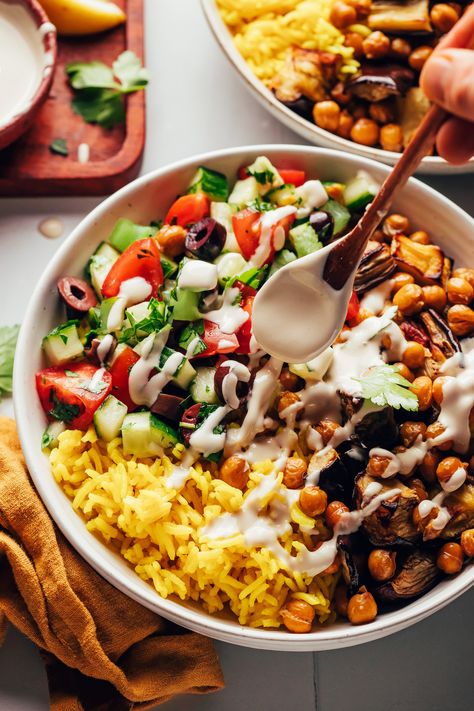 Easy Mediterranean-Inspired Nourish Bowls Mediterranean Bowl, Nourish Bowls, Dump Recipes, Mediterranean Cooking, Nourish Bowl, Easy Delicious Dinners, Lemon Rice, Minimalist Baker, Roasted Eggplant