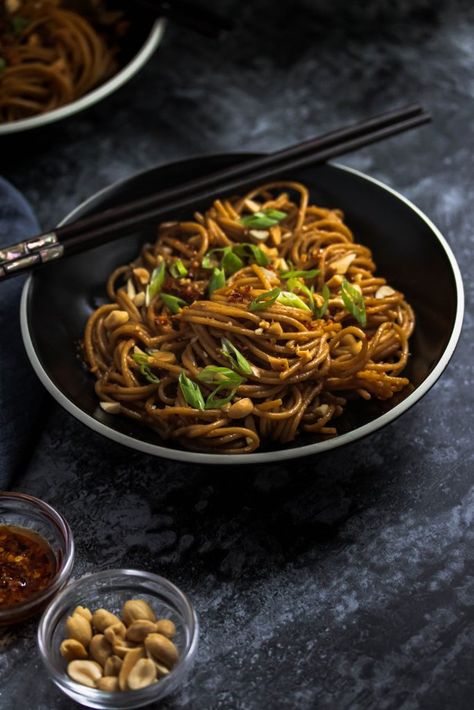 Peanut Noodle Recipe, Spicy Chili Crisp, Peanut Noodles Recipe, Quick Fall Recipes, Thai Peanut Noodles, Crisp Recipes, How To Make Chili, Chili Crisp, Impress Yourself