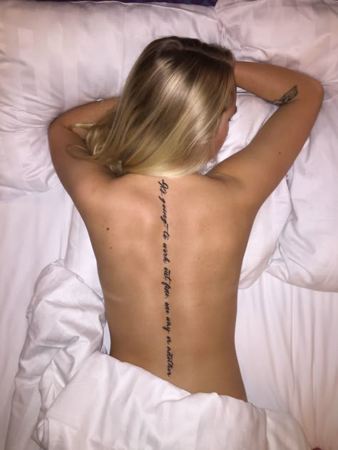 Tattoo Phrases, Spine Tattoo Quotes, Girl Spine Tattoos, Quote Tattoos Placement, Spinal Tattoo, Tato Minimal, Spine Tattoos For Women, Spine Tattoo, Back Tattoo Women