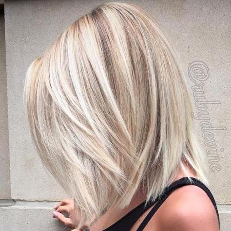 Medium Layered Blonde Hair                                                                                                                                                                                 More Layered Haircuts For Medium Hair, Medium Layered Haircuts, Platinum Hair, Haircuts For Medium Hair, Platinum Blonde Hair, Long Layered Hair, Platinum Blonde, Great Hair, Blonde Hair Color