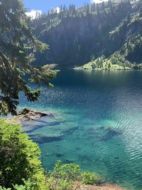 Lake In A Forest, Storybook Village, Lake Aesthetics, Forest Island, Forest And Lake, Nature Therapy, Washington Hikes, Backcountry Camping, Boat Painting