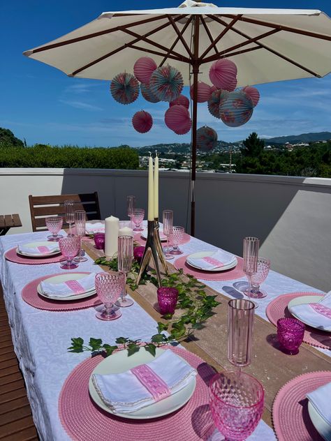 birthday party lunch pink set 21st Birthday Lunch Ideas, Pink Birthday Party Table, Diner Party, Adult Lunches, Fav Products, Birthday Lunch, Pink Birthday Party, Birthday Party Tables, Celebration Ideas