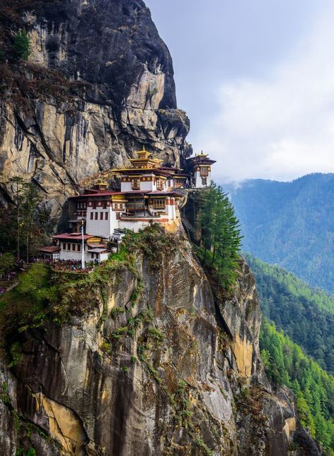 Paro Taktsang Bhutan (Tiger’s Nest Monastery), Bhutan Taktsang Monastery, Magic Places, Breathtaking Places, 수채화 그림, Bhutan, Beautiful Places In The World, Beautiful Places To Visit, Pretty Places, Places Around The World