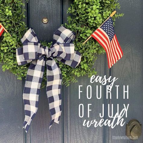 4 Of July Wreath, July 4 Wreaths, Americana Kitchen Decor, 4th Of July Wreaths, Rustic Americana Decor, Portico Design, Fourth Of July Wreath, Diy Porch Decor, Rustic Americana