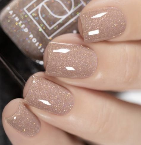 Taupe Shimmer Nails, Gel Nails For Pale Hands, Opaque Shimmer Nails, New Glitter Nails, Nail Polish Simple Ideas, Nail Champagne Color, Fall Bridesmaid Nail Ideas, Sparkly Cream Nails, Taupe Wedding Nails