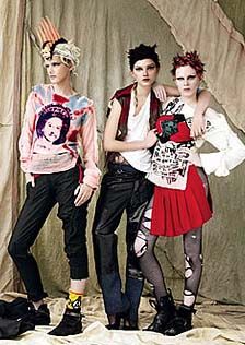 Vivienne Westwood - The Beginning of Punk Fashion Punk 70s Fashion, Vivienne Westwood Punk, Punks 70s, 1970s Punk, Sick Fits, Vivienne Westwood Fashion, 70s Punk, Punk Glam, British Punk