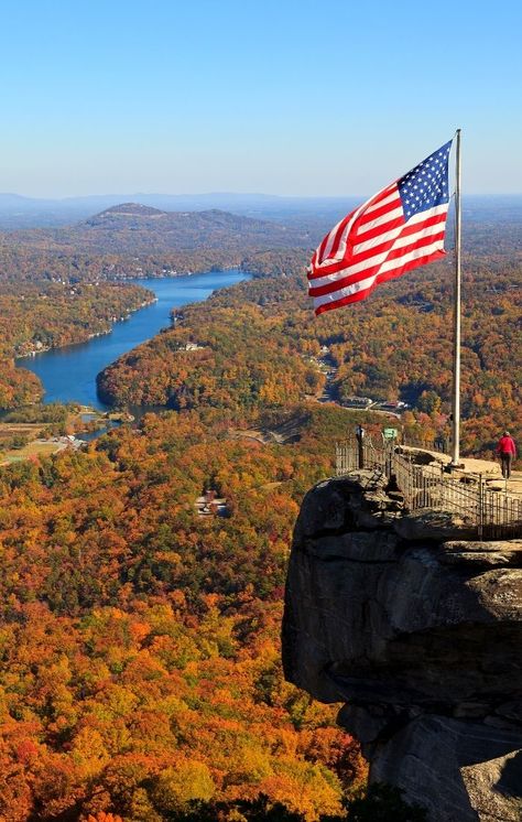 Fall in North Carolina: The Best Places to See Fall Colors in Western NC, including breathtaking photos taken along the Blue Ridge Parkway. | north carolina fall | north carolina in fall | blue ridge parkway fall | blue ridge parkway fall colors | north carolina fall colors | fall foliage north carolina | fall colors north carolina | fall colors in nc | north carolina fall foliage | best place to see fall colors | asheville fall colors | fall colors in north carolina | Autumn North Carolina, Asheville Fall, Blue Ridge Parkway Fall, Blowing Rock North Carolina, Chimney Rock State Park, Concord North Carolina, Visit North Carolina, Craggy Gardens, Shell Island