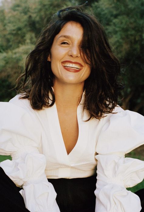 Jessie Ware Aesthetic, Jessie Ware Style, Platonic Lovers, Jessie Ware, Fashion Minimalist, Music Taste, Brand Concept, Uk Artist, Due Date