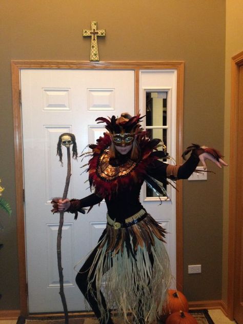 Frog Costume Women, Princess And The Frog Costume, Voodoo Man, Witch Doctor Costume, Voodoo Party, Voodoo Costume, Voodoo Halloween, New Orleans Voodoo, Frog Costume