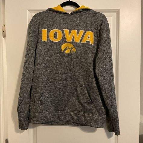 Iowa Hawkeye sweatshirt sz small. Black, white gray with yellow hood and Hawkeye Iowa Hawkeye, Yellow Accents, Top Of The World, Hawkeye, Small Tops, Iowa, Black White, Yellow, Sweatshirts