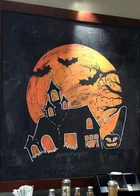 Starbucks Halloween Board, Halloween Chalkboard Ideas, Halloween Watercolors, Halloween Chalk Art, Halloween Chalkboard Art, Fall Chalkboard Art, Chalk Markers Art, Chalkboard Art Diy, Fun Chalk Art