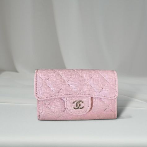 Chanel 22K Light Pink Flap Cardholder ——————————————————— $795 (USD) CONDITION: Like New INCLUDE: Box, Dust Bag, Receipt ——————————————————— ❣️DM to purchase 🧾 Payment Plan Friendly ——————————————————— Disclaimer: @slgluxury is an independent seller/consignment. We are not affiliated with any brands mentioned. All trademarks and copyrights remain sole property to the brands. Chanel Mini Bag, Pink Wallet, Payment Plan, Pink Bag, Chanel Bag, Light Pink, Dust Bag, Give It To Me, Card Holder