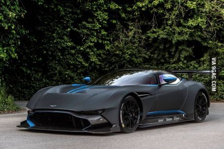 New Aston Martin looks like a Batmobile Aston Martin Vulcan, Luxe Auto's, New Aston Martin, Vintage Auto's, Aston Martin Vanquish, Goodwood Festival Of Speed, Pontiac Grand Prix, Sweet Cars, Best Luxury Cars